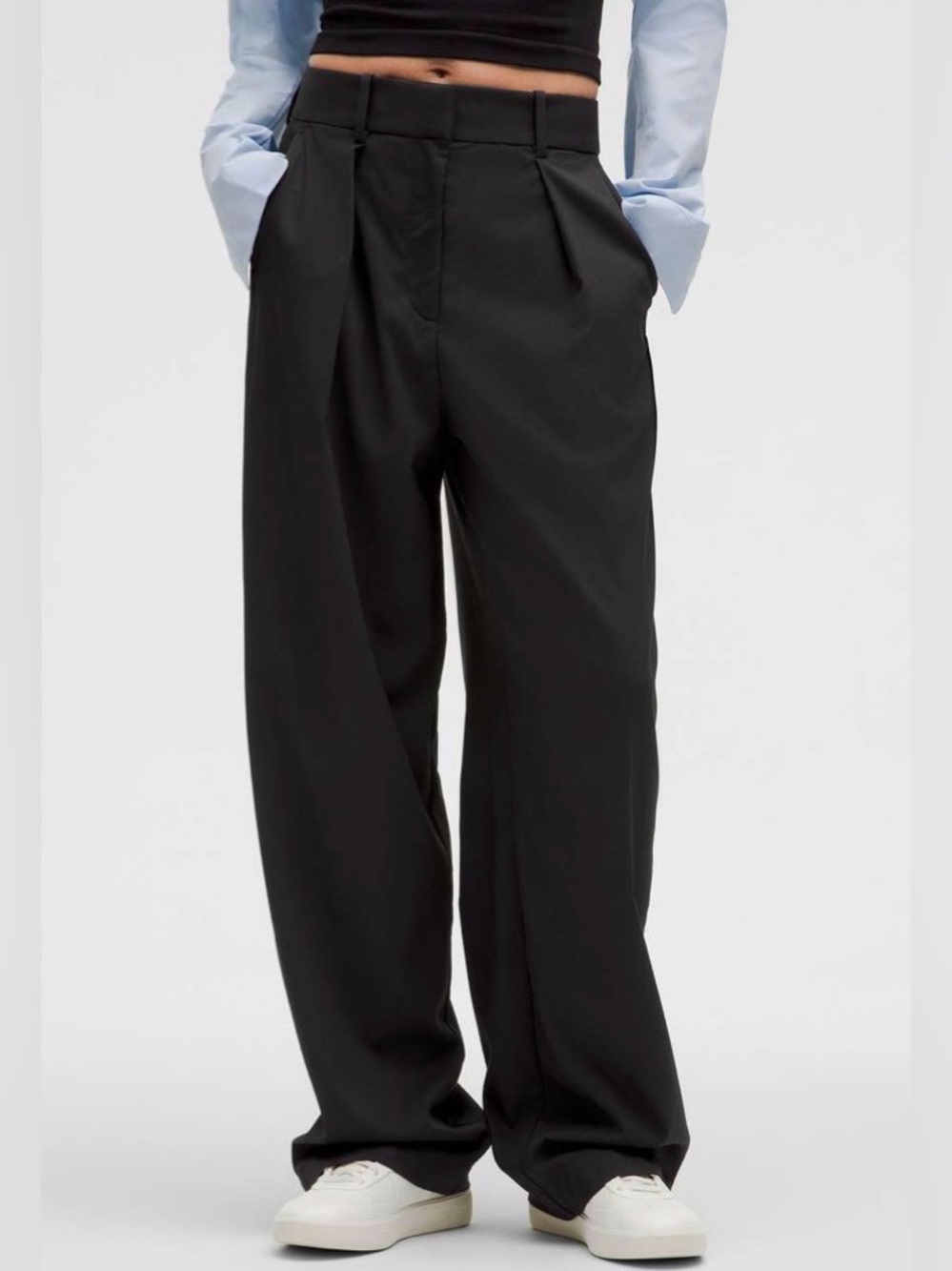 Lululemon athletica Black Wide-Leg Pleated Pants Tall length